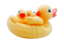 013949 1 LARGE DUCK & 3 DUCKLINGS IN PVC