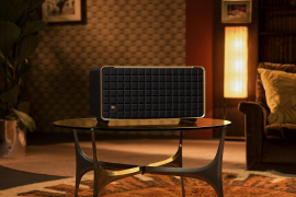 JBL Authentics 500 - Smart home WIFI Speaker.