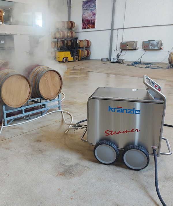 Wine Barrel and Cellar Steamer